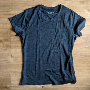 RARE OUTDOOR VOICES Merino Shirt size Mediu